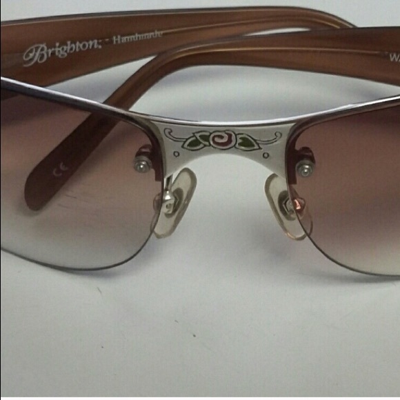 Posher, Dreama looking Brighton wallflower - Picture 2 of 2